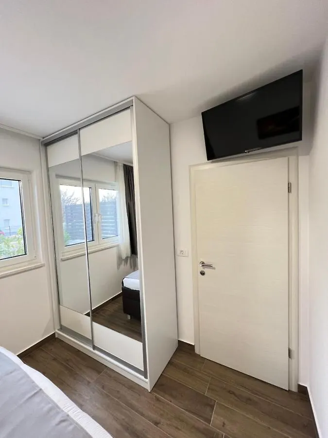 Holiday Luxury Resort Sundance Trogir 0*,  Croatia